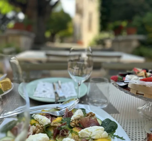 Visita Brunch a la cava Oriol Rossell. Wine Garden