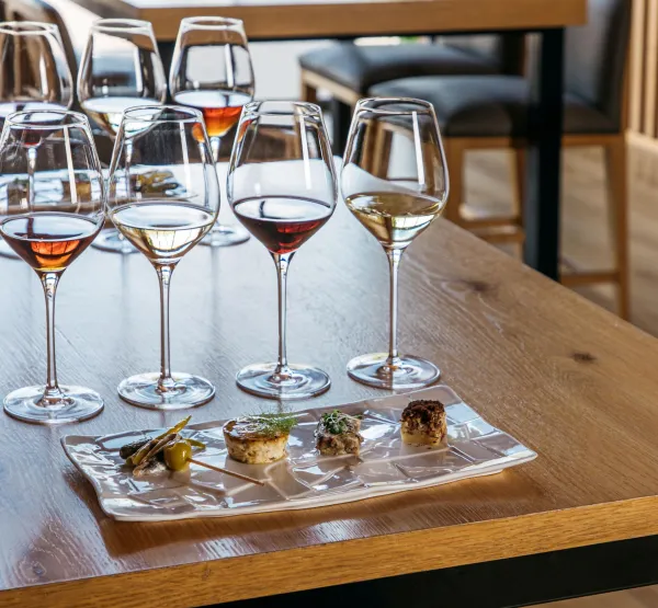 Maridatge de vins i tapes